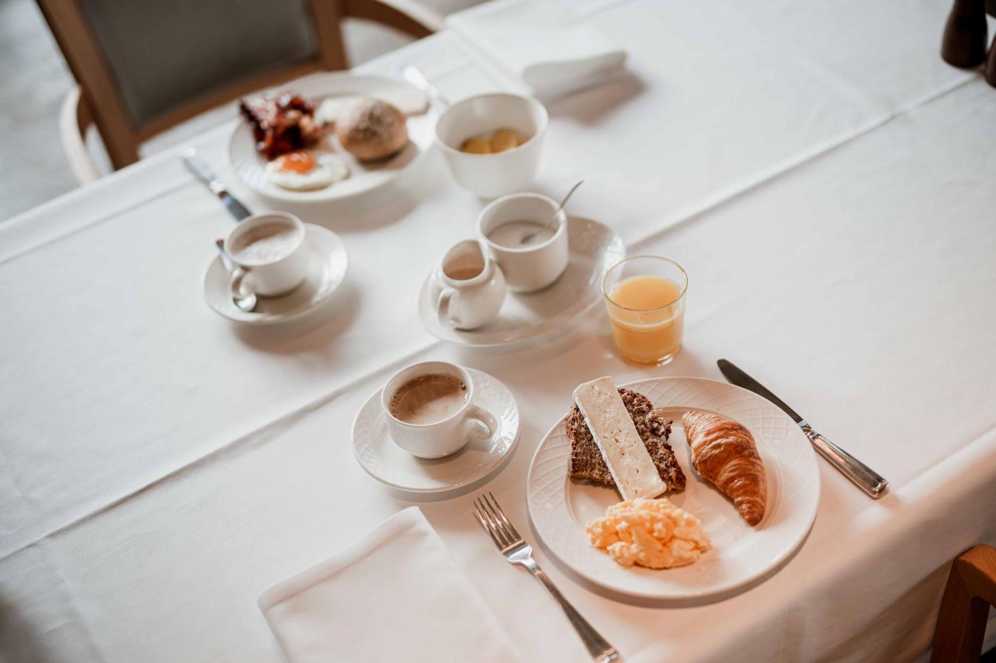 Stiemerheide - The Urban Hotel & Golf Retreat Genk Luaran gambar